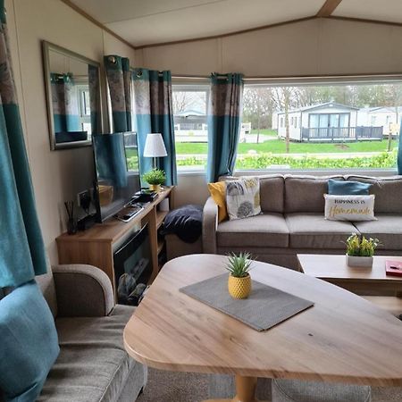 Hot Tub Hols 3 Bed Caravan At 42 Kingfisher Court Tattershall Esterno foto