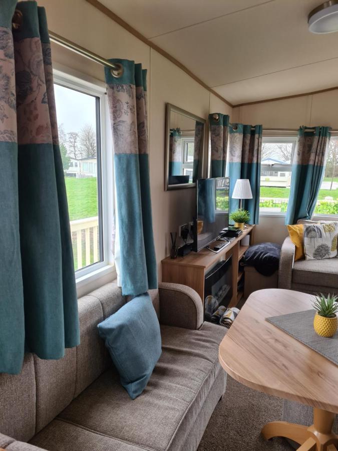 Hot Tub Hols 3 Bed Caravan At 42 Kingfisher Court Tattershall Esterno foto